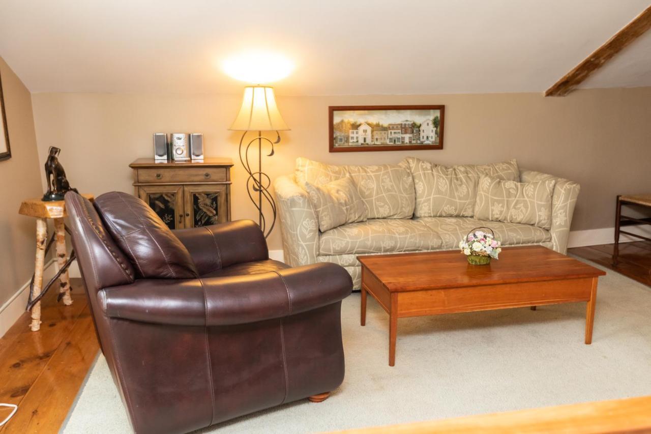 Waybury Inn East Middlebury Экстерьер фото