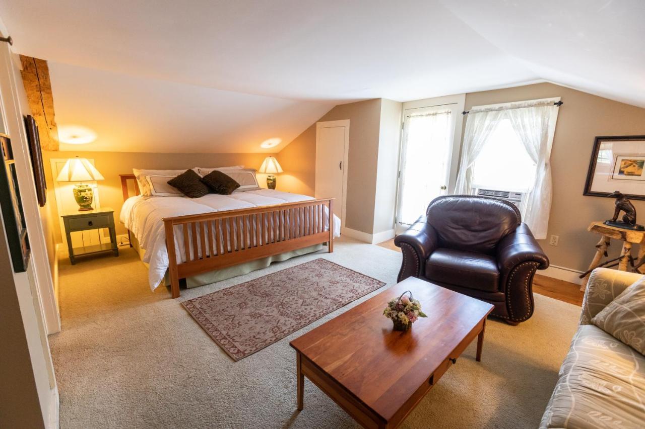 Waybury Inn East Middlebury Экстерьер фото