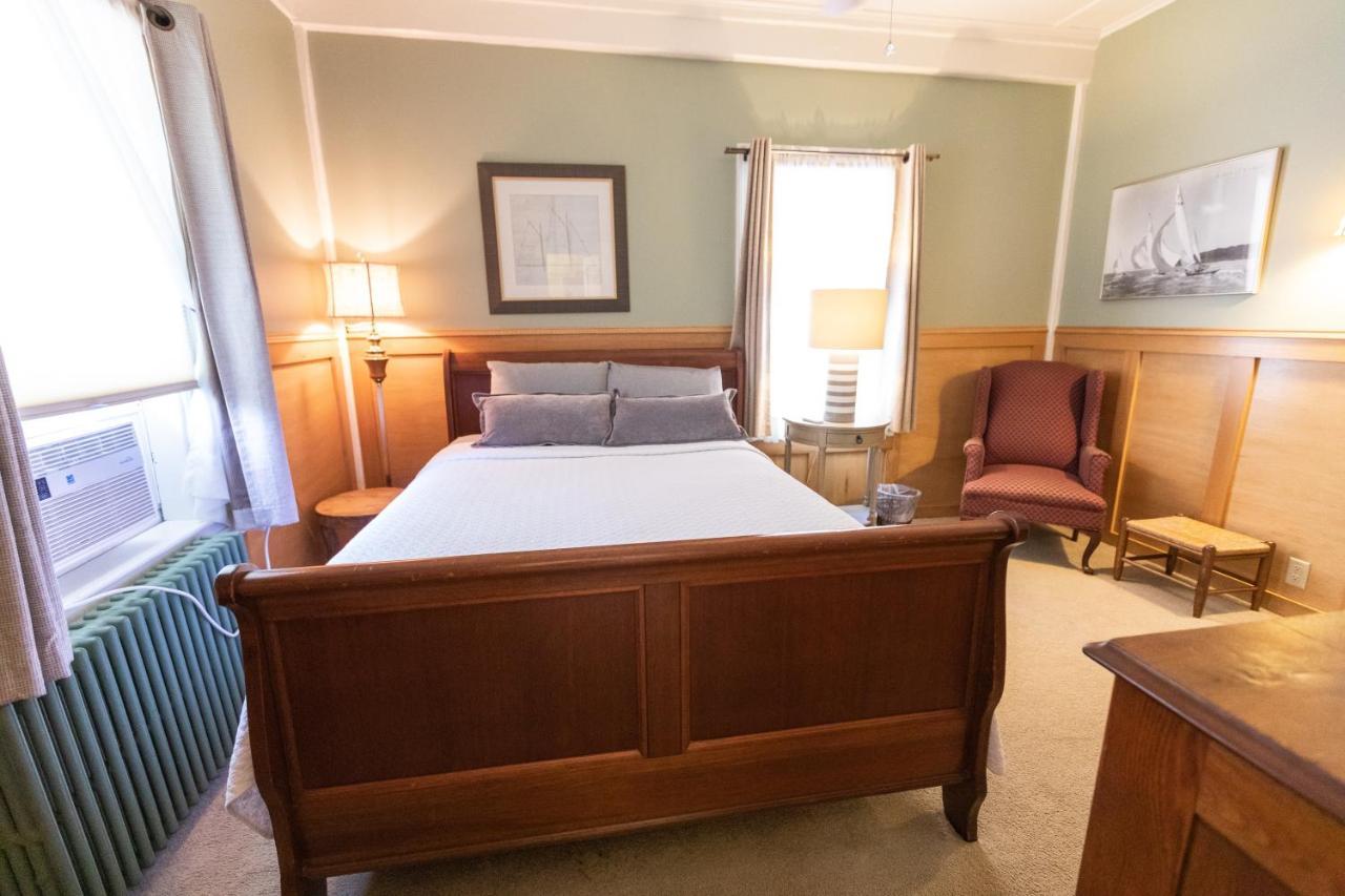 Waybury Inn East Middlebury Экстерьер фото
