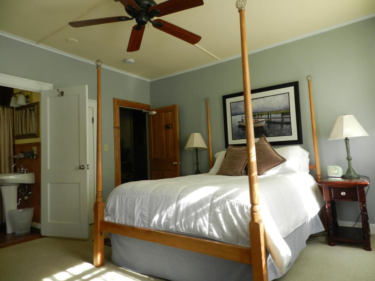 Waybury Inn East Middlebury Экстерьер фото