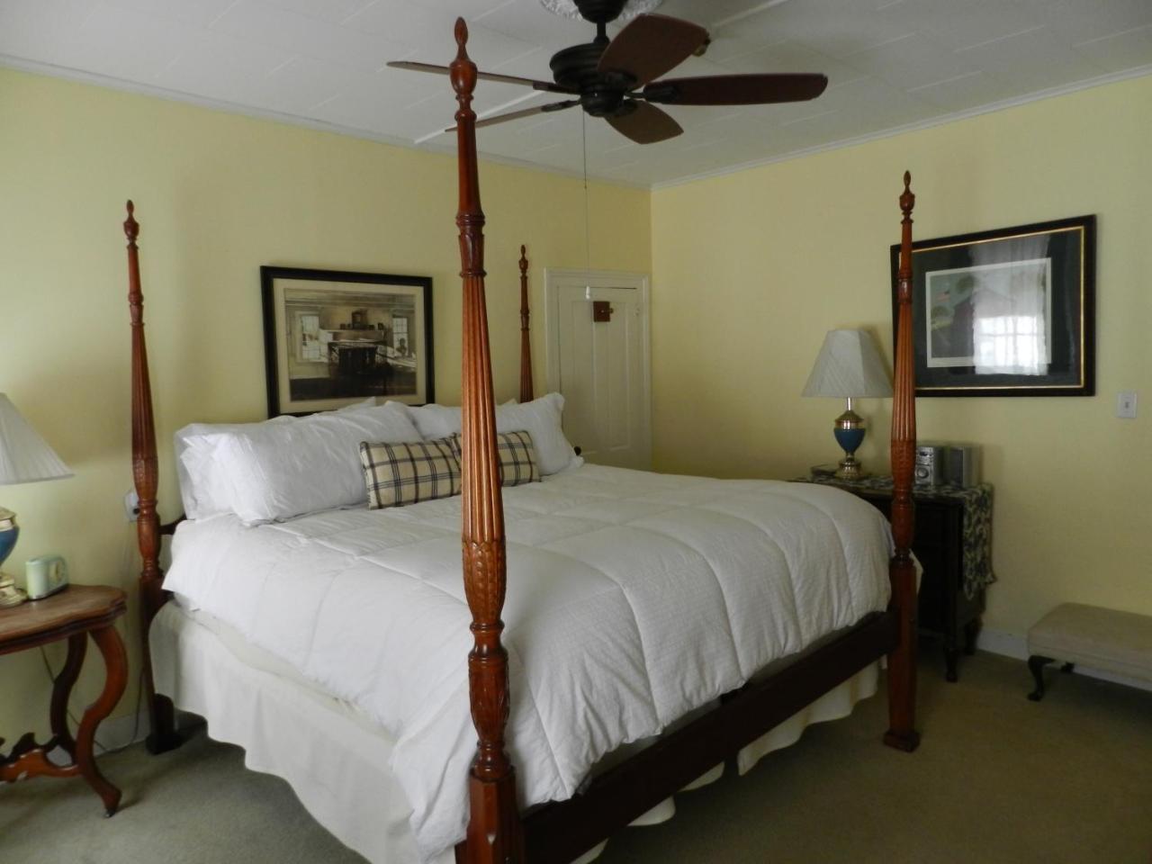 Waybury Inn East Middlebury Экстерьер фото